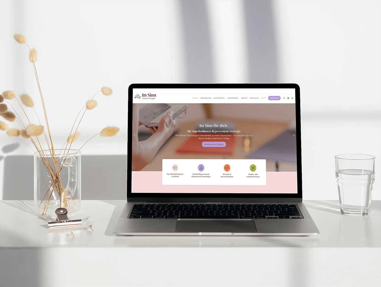 Website mit Strategien für Superheldinnen